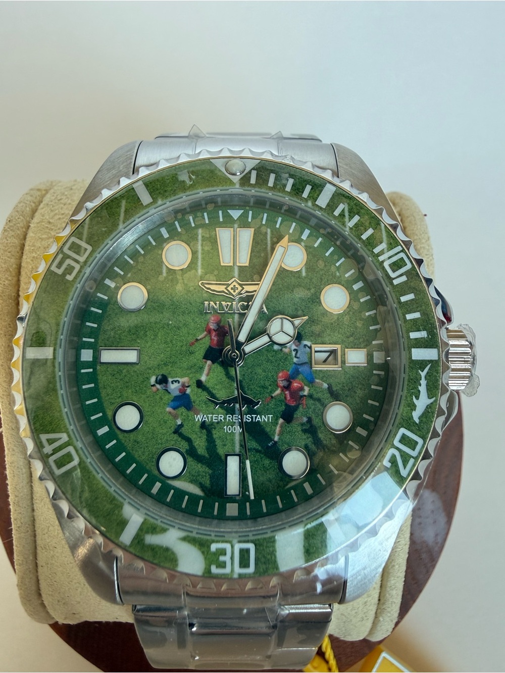 NWT Invicta Pro Diver 51061 Football Watch